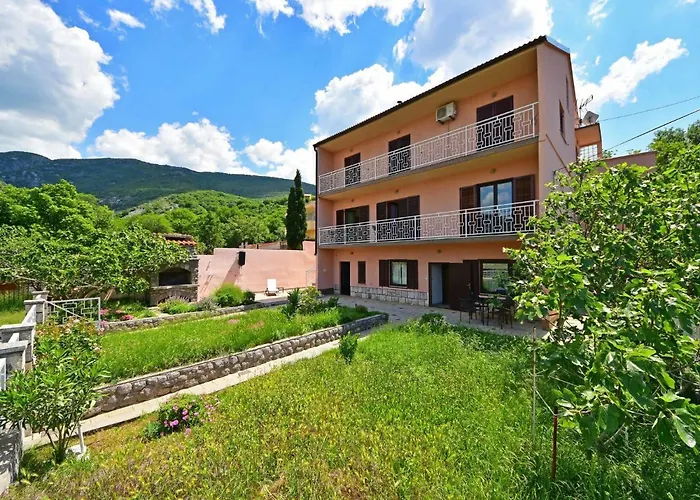 Appartement Adriana-3 By Interhome Sibinj Krmpotski
