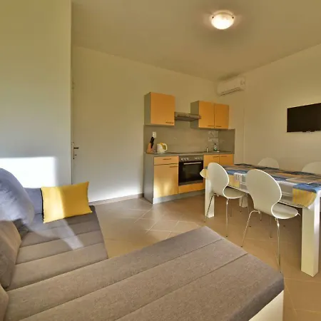 Adriana-3 By Interhome 시비느 크름포트스키